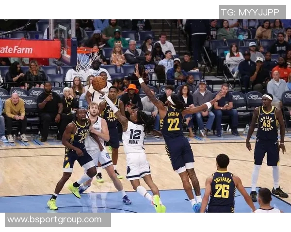 浓眉分享季前赛感受努力适应球队进攻体系并寻找最佳进攻位置