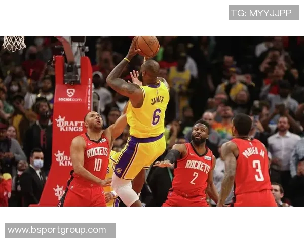 下场对阵太阳里夫斯强调团队需明确战术执行的重要性